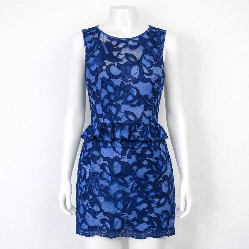 Lilly Pulitzer Kiri Blue Lace Peplum Sheath Dress Women's 6 Cocktail Resort